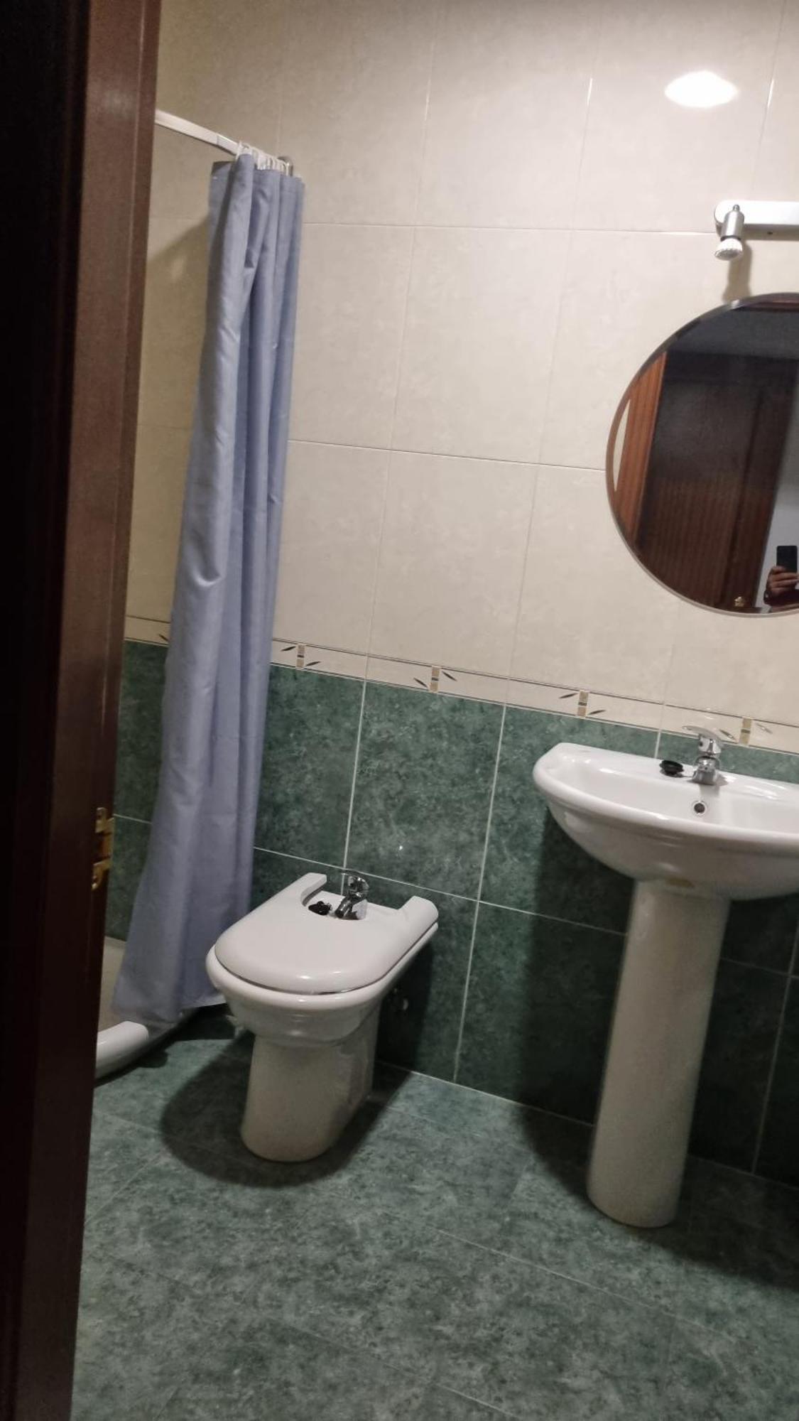 Appartement Piso Zona Hospital 7 Personas